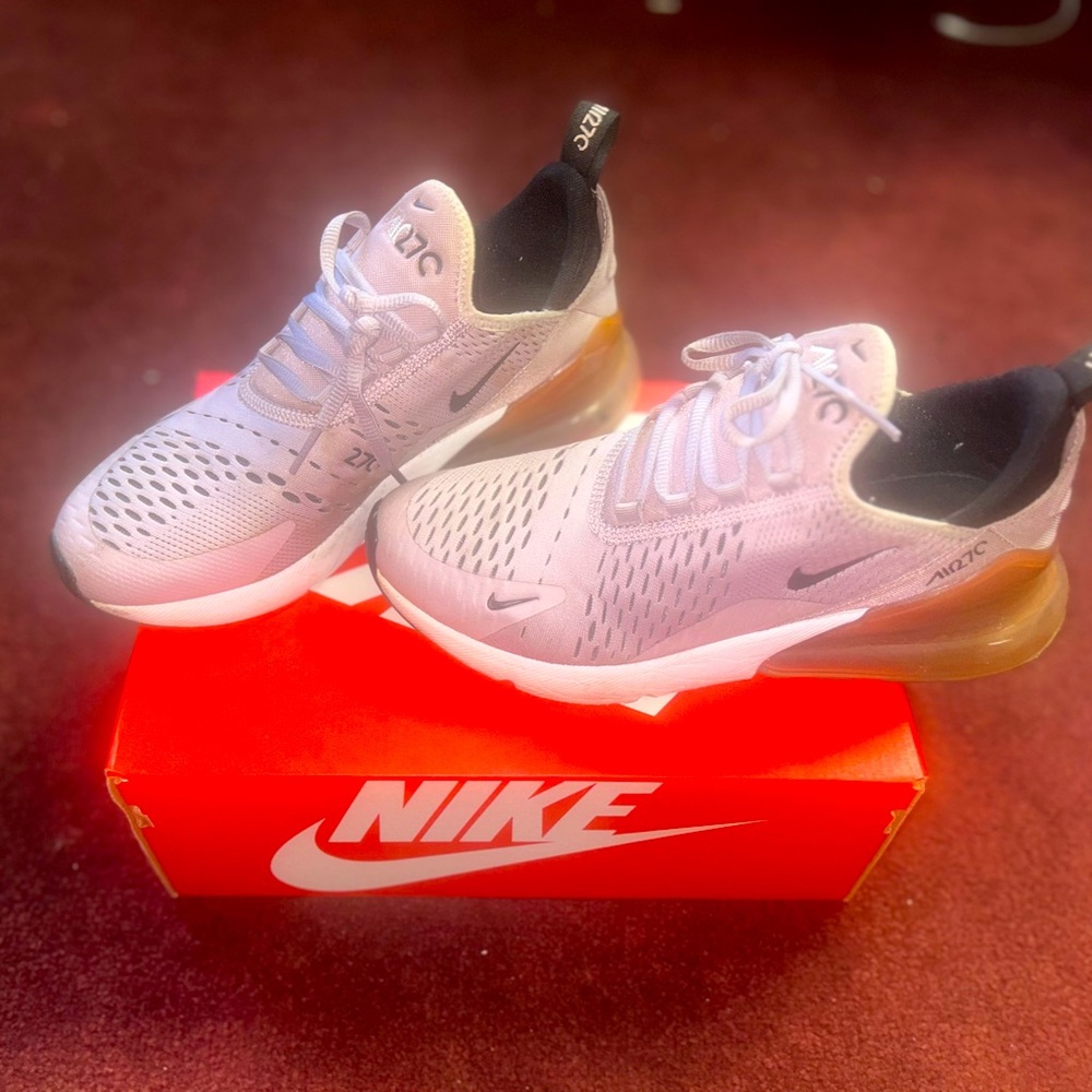 Nike AirMax 270